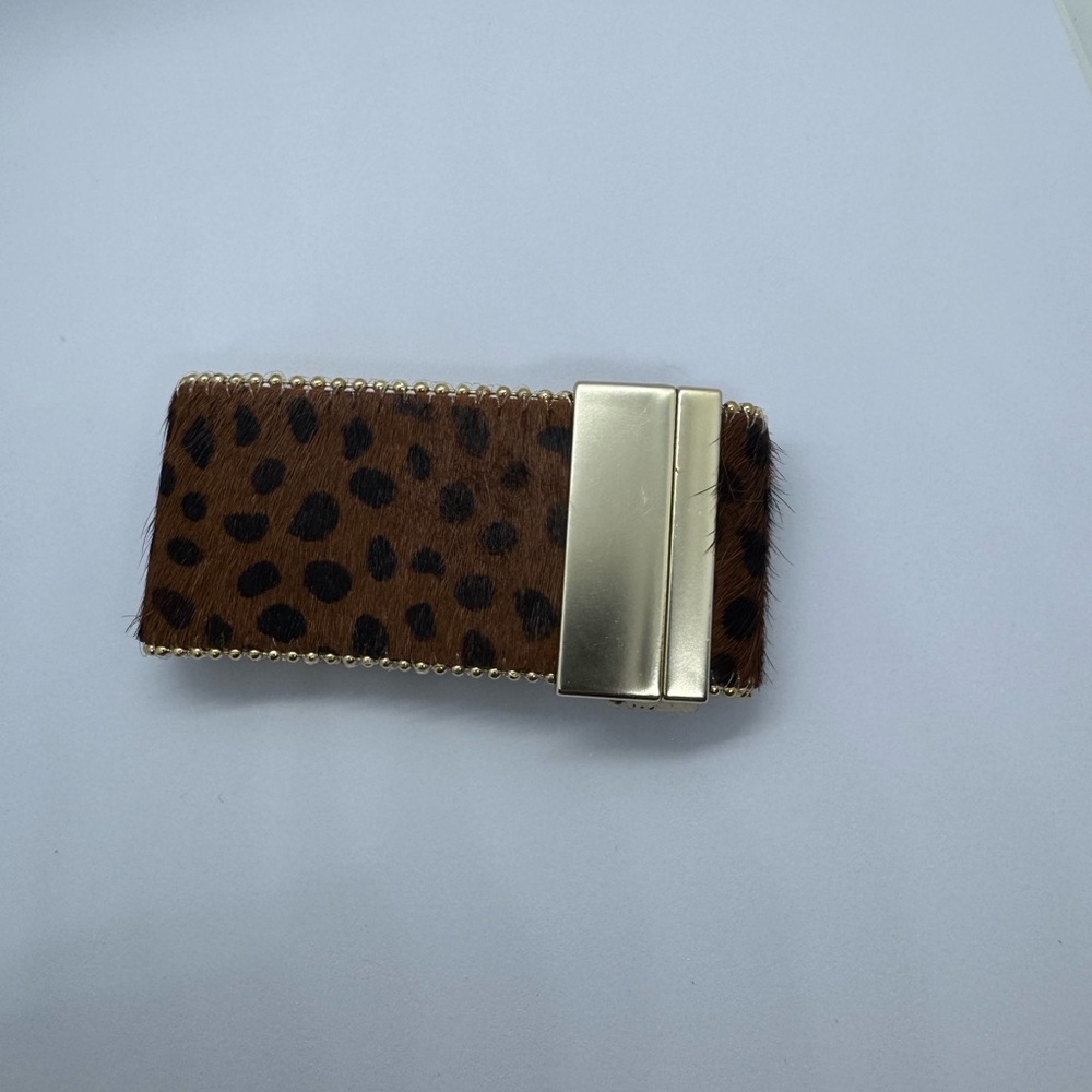 Women’s bracelet